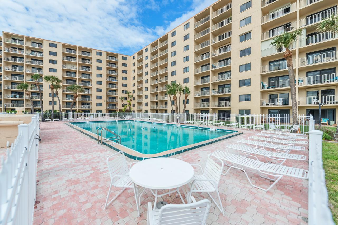 Canaveral Towers Cap Carnaveral Extérieur photo